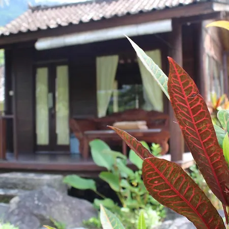 Pondok Tepi Sungai