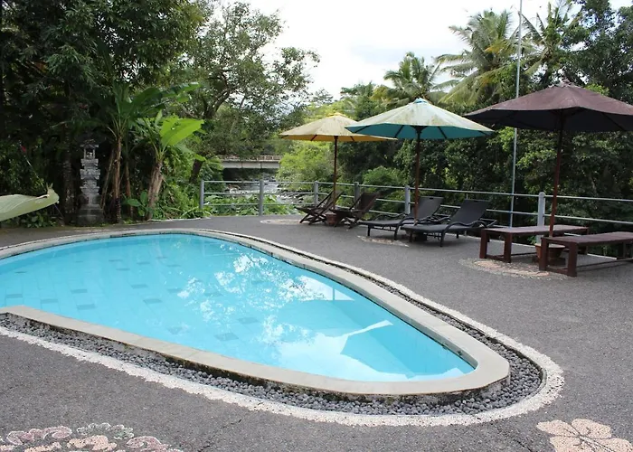 Tepi Sungai 3*